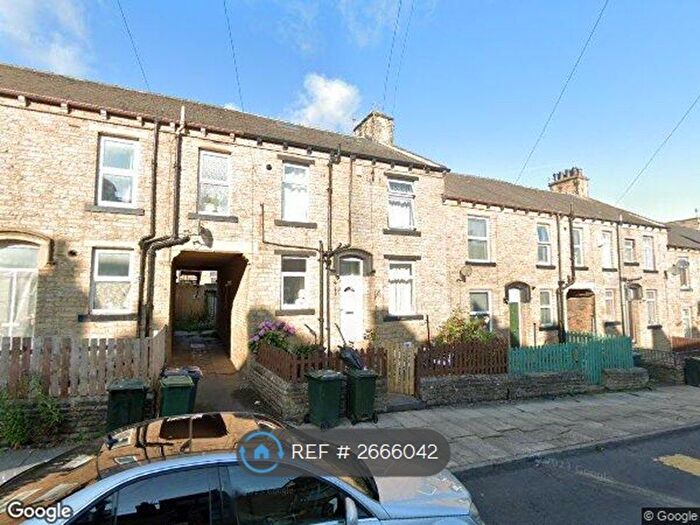 2 Bedroom Terraced House To Rent In Paley Terrace, Bradford, BD4