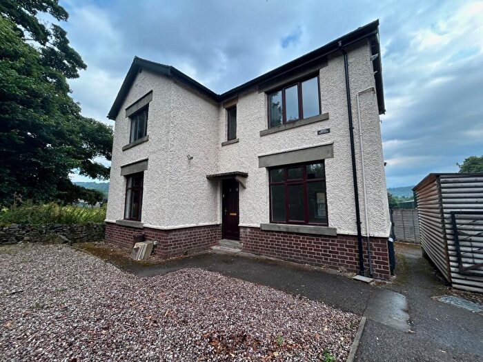 3 Bedroom House To Rent In Calver Sough, Hope Valley, S32