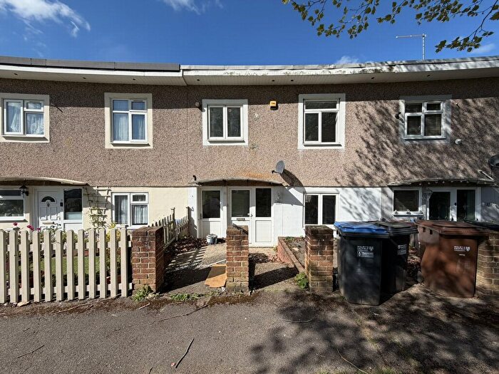 3 Bedroom Terraced House To Rent In Hawthornes, Hatfield, AL10