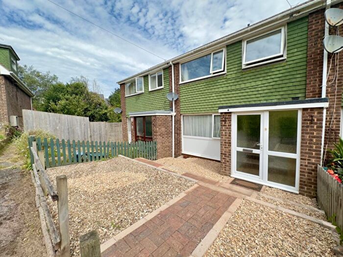 3 Bedroom Terraced House For Sale In Gatehouse Close, Dawlish, EX7
