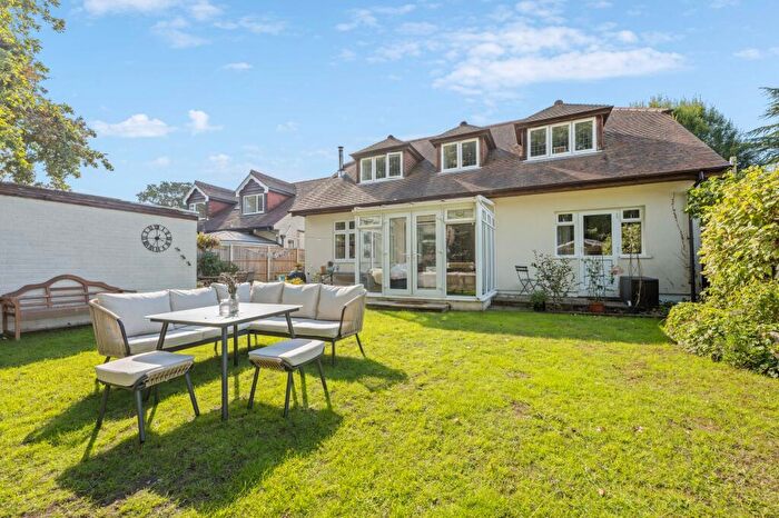 4 Bedroom Detached House For Sale In Stour Way, Christchurch, BH23