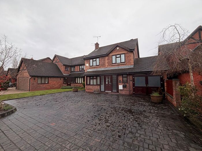 4 Bedroom Detached House To Rent In Oldacre Close, Sutton Coldfield, B76