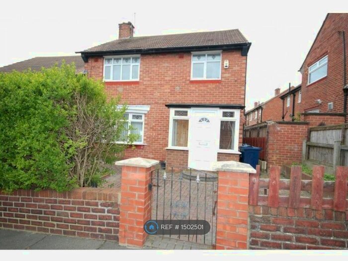 3 Bedroom Semi-Detached House To Rent In Rochford Road, Sunderland, SR5