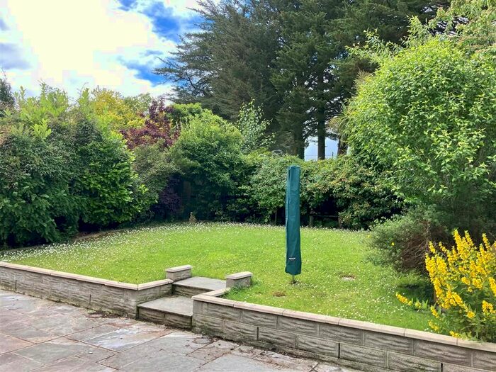 4 Bedroom Detached House To Rent In Nightingale Park, Cimla, Neath, SA11