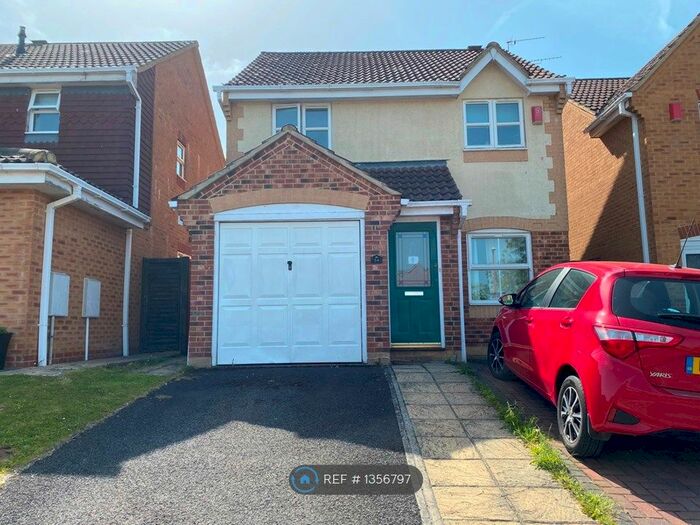 3 Bedroom Detached House To Rent In Elsham Way, Swindon, SN25