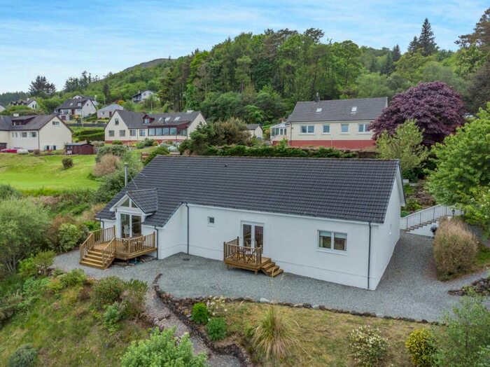 4 Bedroom Bungalow For Sale In Viewfield Road, Portree, Isle Of Skye, IV51