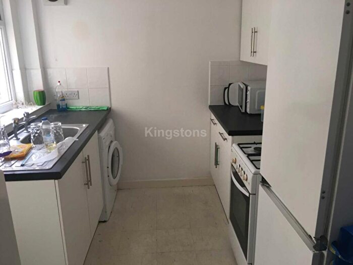 3 Bedroom Terraced House To Rent In Rhymney Street, Cathays, Cardiff, CF24