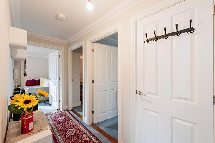2 Bedroom Flat For Sale In Quarry Avenue, Needham Market, Ipswich, IP6