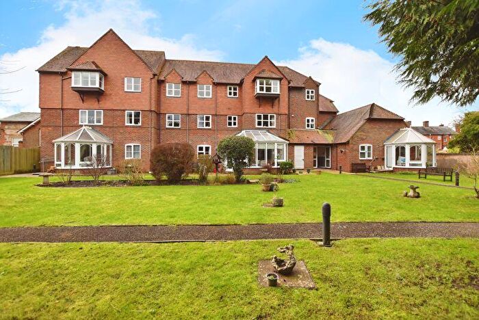 2 Bedroom Retirement Property For Sale In West Street, Wilton ***Video Tour***, SP2