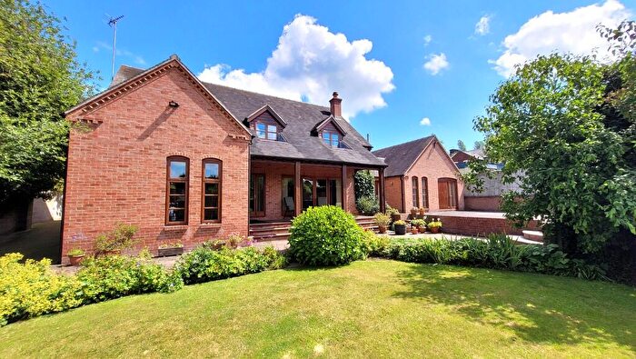 5 Bedroom Detached House To Rent In Ilett House, Alton, Stoke-on-Trent, ST10