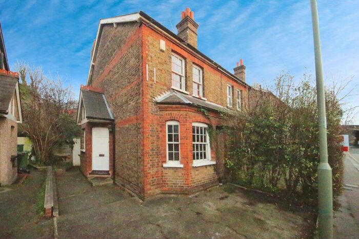 3 Bedroom House To Rent In Epsom Centre, KT19
