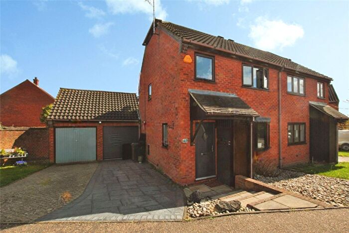 3 Bedroom Semi Detached House To Rent In Coburg Place, South Woodham Ferrers, Chelmsford, Essex, CM3