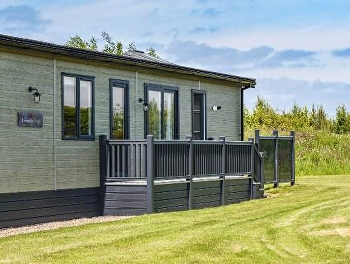 3 Bedroom Mobile/park Home For Sale In Great Ayton, Middlesbrough, TS9