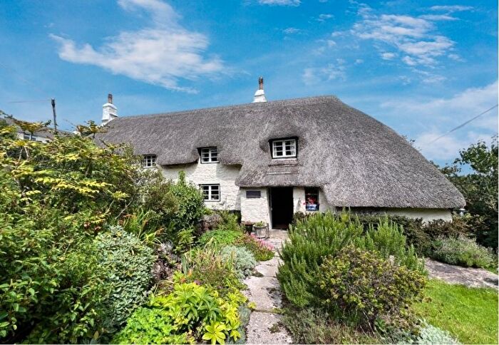 4 Bedroom Detached House For Sale In Pethybridge, Lustleigh, Newton Abbot, TQ13