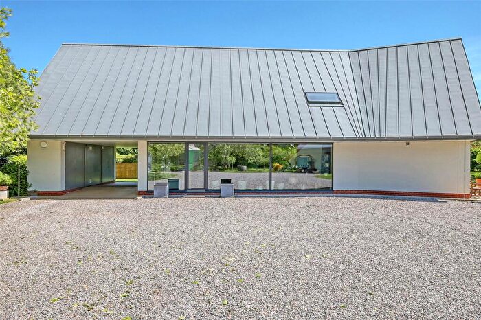 3 Bedroom Detached House For Sale In Barnhall Road, Tolleshunt Knights, CM9