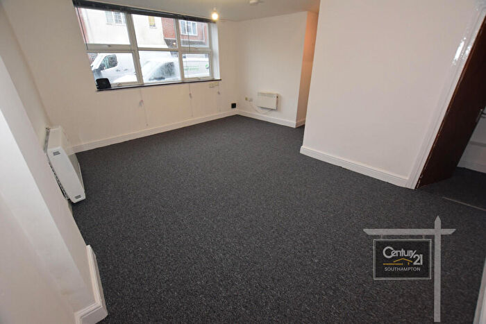1 Bedroom Flat To Rent In |Ref: |, Graham Road, Southampton, SO14