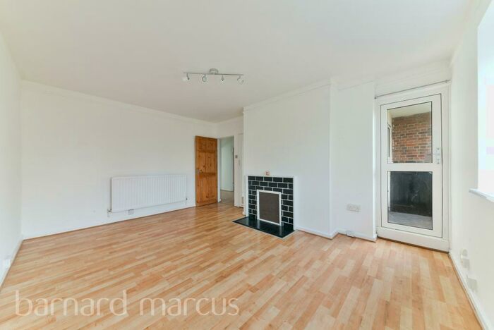 2 Bedroom Flat To Rent In Duppas Hill Terrace, Croydon, CR0