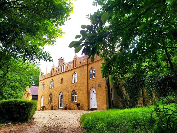 4 Bedroom Detached House For Sale In Nether Compton, Sherborne, Dorset, DT9