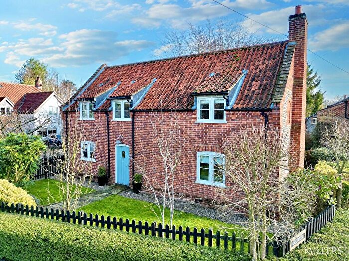 3 Bedroom Detached House To Rent In The Street, Aylmerton, NR11