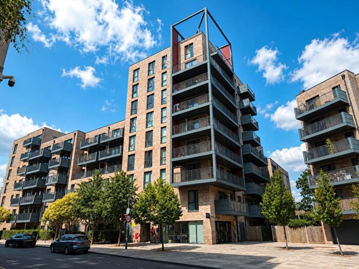 2 Bedroom Flat To Rent In Hitherwood, Colindale, NW9