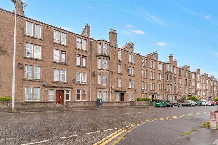 1 Bedroom Flat For Sale In Clepington Road, Dundee, DD3