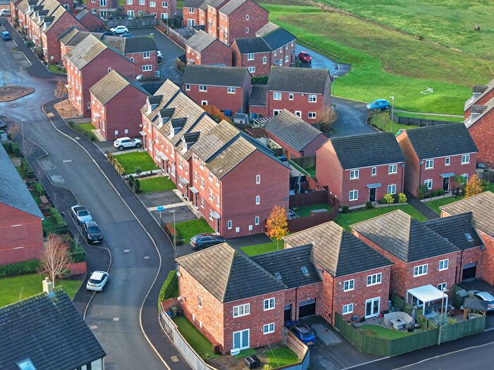 4 Bedroom Semi-Detached House For Sale In Gauntley Gardens, Wigan, WN5