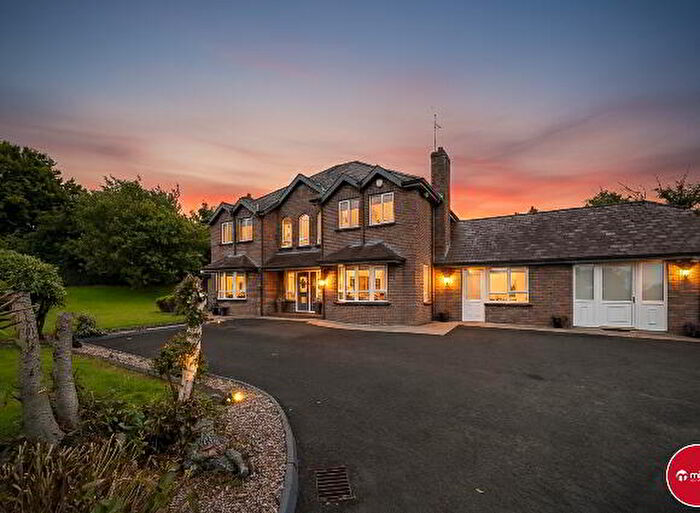 4 Bedroom Detached House And Lands For Sale In Lowrys Lane, Derry, BT48