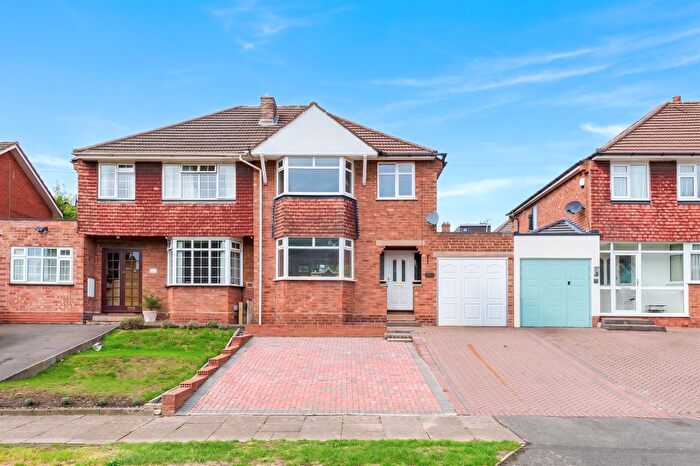 3 Bedroom Semi Detached House To Rent In Lindrosa Road, Sutton Coldfield, B74