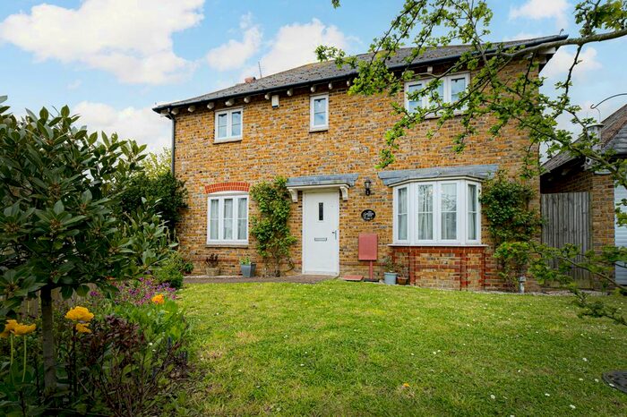 3 Bedroom Detached House For Sale In Seasalter Road, Graveney, ME13