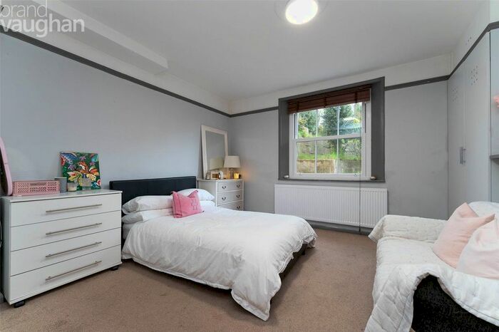 3 Bedroom Flat To Rent In Wellington Road, Brighton, East Sussex, BN2