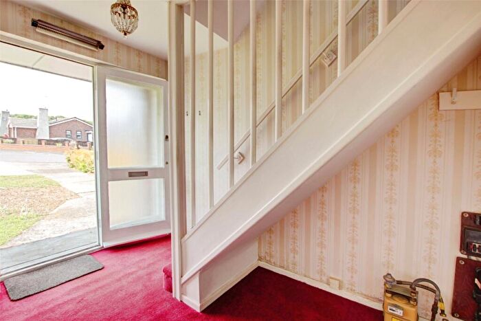 3 Bedroom Detached House For Sale In Hawthorn Crescent, Gilesgate, Durham, DH1