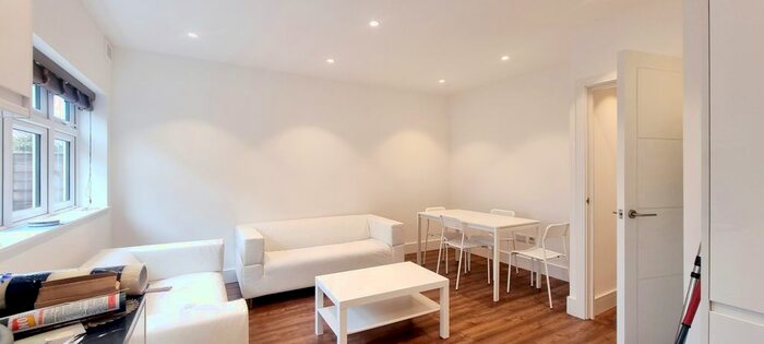 2 Bedroom Flat To Rent In Moyser Road, Streatham, SW16