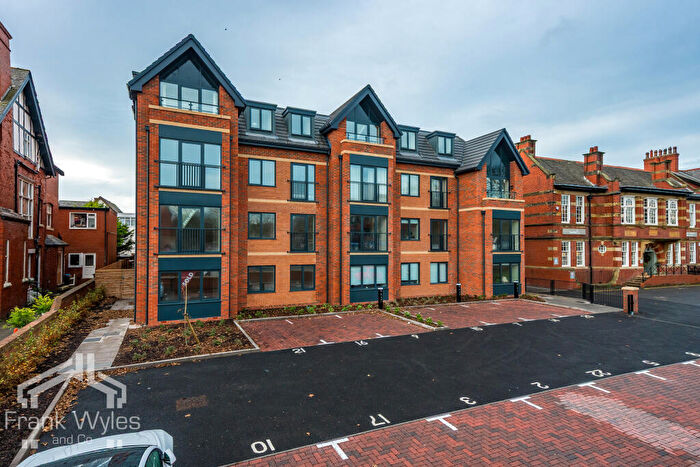 2 Bedroom Flat For Sale In The Residence, Clifton Drive South, Lytham St. Annes, Lancashire, FY8
