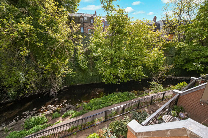 2 Bedroom Maisonette For Sale In / Damside, Dean Village, Edinburgh, EH4