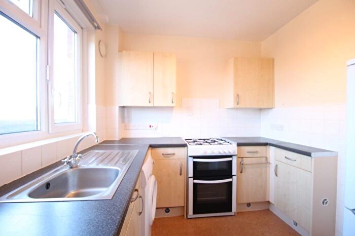 1 Bedroom Flat To Rent In Cowings Mead, UB5