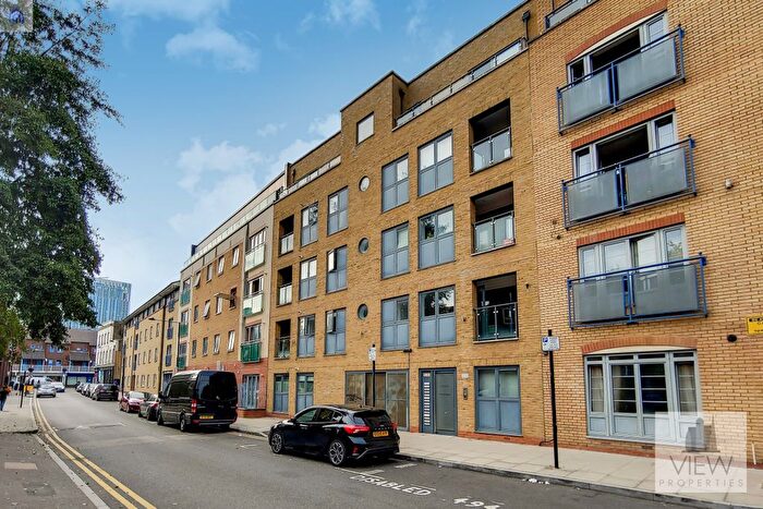 2 Bedroom Flat To Rent In Chicksand Street, London, E1