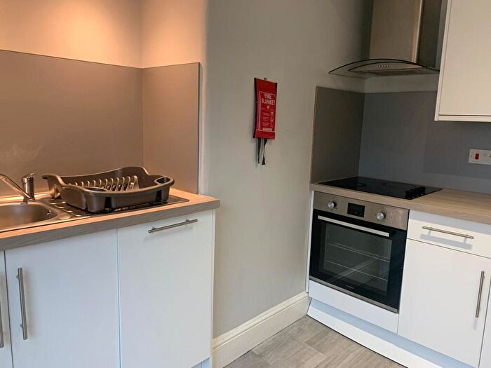 1 Bedroom Apartment To Rent In Houndiscombe Road, Flat, PL4