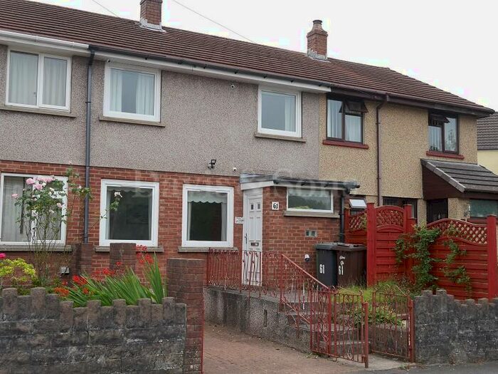 Houses for sale & to rent in NP12 2GL, Springfield Court