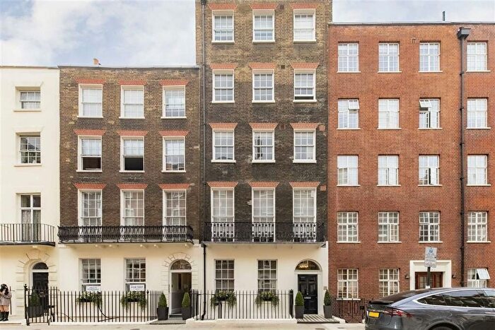 1 Bedroom Flat To Rent In Upper Berkeley Street, London, W1H