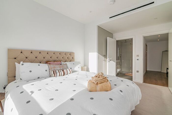 2 Bedroom Flat To Rent In Fisherton Street, London, NW8