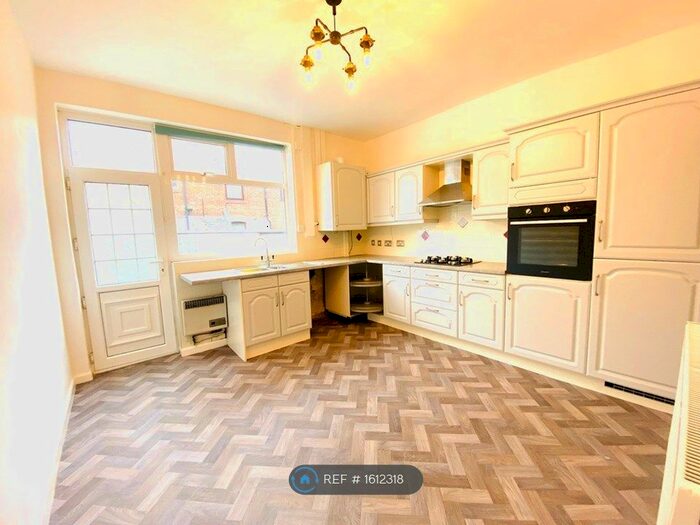 2 Bedroom Terraced House To Rent In Bolton Street, Stockport, SK5