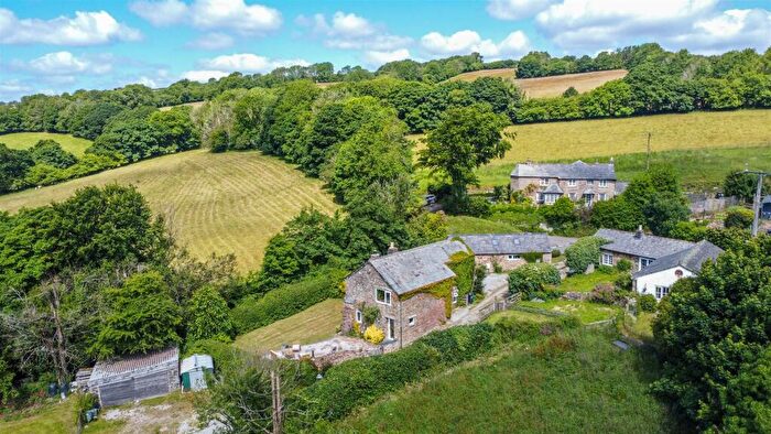 4 Bedroom Detached House For Sale In Duloe, Liskeard, PL14