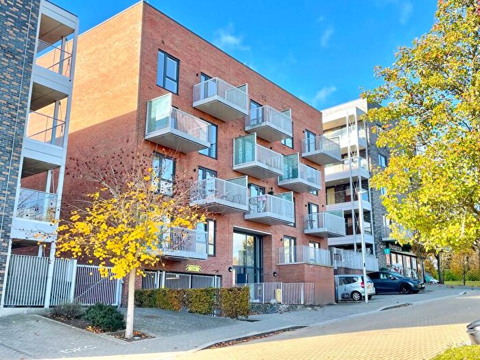 2 Bedroom Apartment For Sale In Dalgin Place, Campbell Park, Milton Keynes, MK9