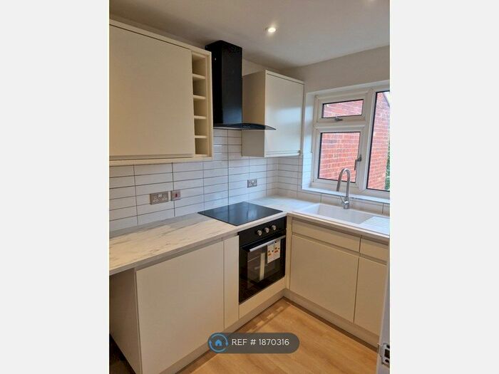 1 Bedroom Flat To Rent In Bournewood Road, Orpington, BR5