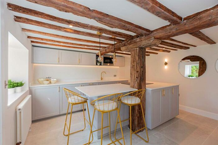 3 Bedroom Terraced House For Sale In Thame Road, Warborough, Wallingford, OX10