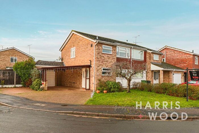 3 Bedroom Semi-Detached House For Sale In Hunt Close, Feering, Colchester, Essex, CO5