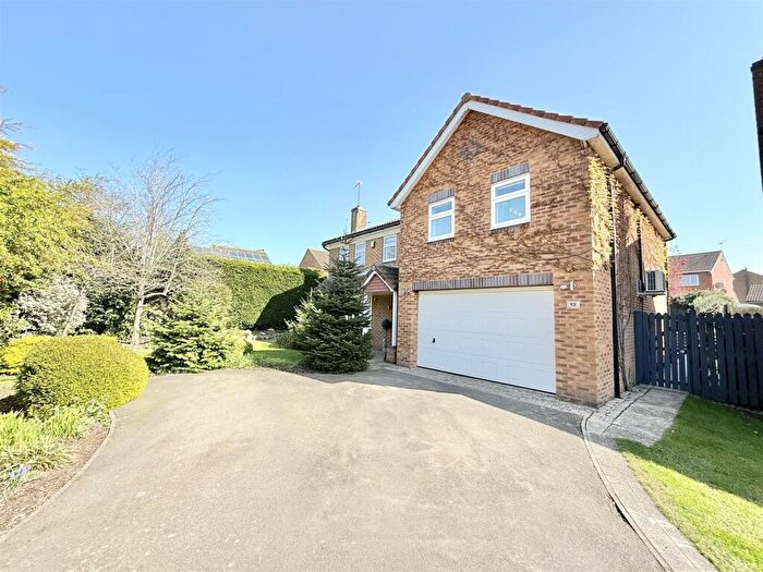 5 Bedroom Detached House For Sale In Chestnut Close, Broughton Astley, Leicester, LE9