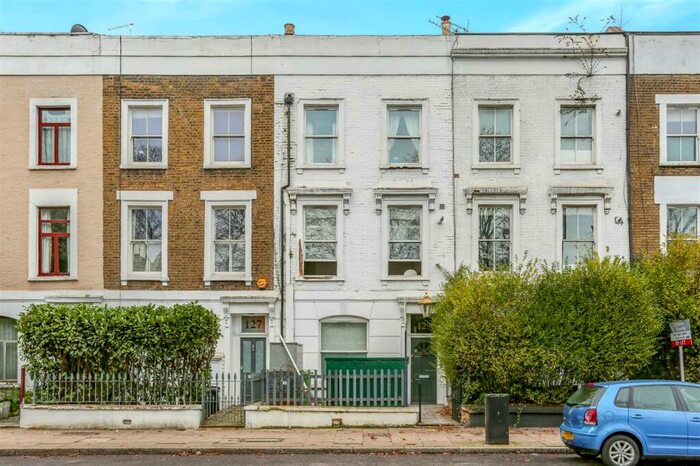 3 Bedroom Flat To Rent In Hornsey Road, London, N7