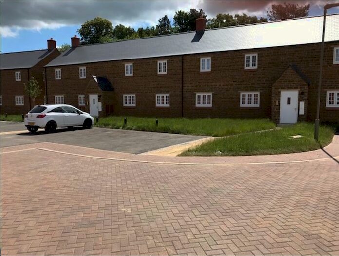 1 Bedroom Flat To Rent In Rees Court, Banbury, OX16