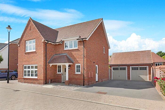 4 Bedroom Detached House For Sale In Park View, Barton Seagrave, Kettering, NN15